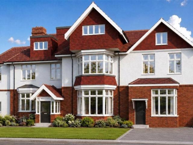 5 bedroom semi detached house for sale
