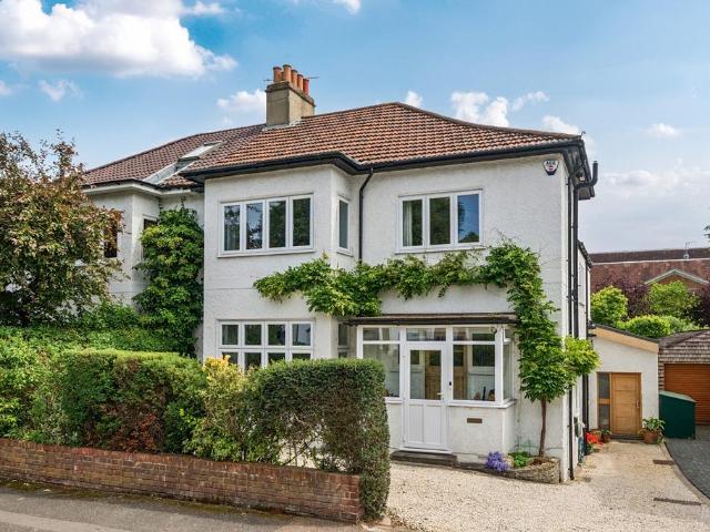 5 bedroom semi detached house for sale