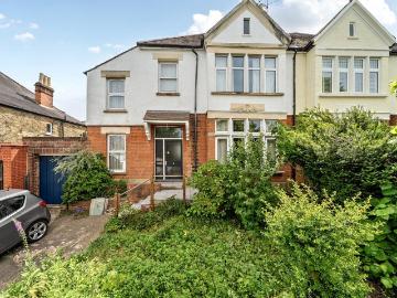 5 bedroom semi detached house for sale
