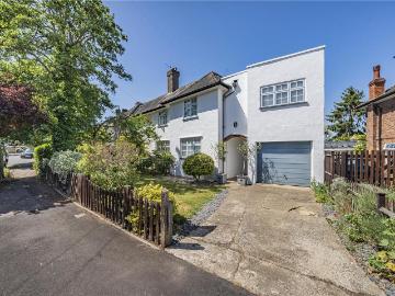 5 bedroom semi detached house for sale