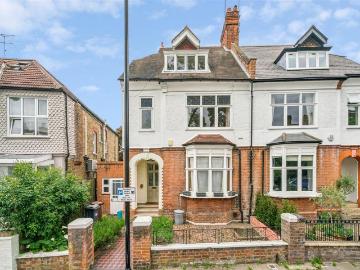 Hounslow, Greater London - Garden, Equipped kitchen