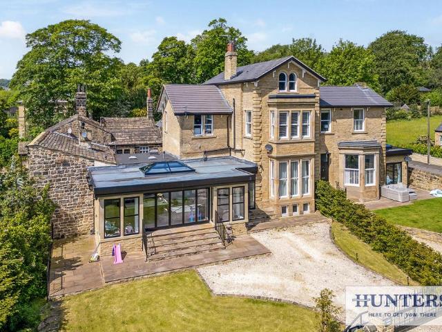 5 bedroom semi detached house for sale