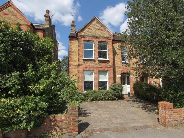 5 bedroom semi detached house for sale