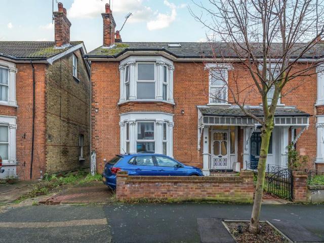 5 bedroom semi detached house for sale