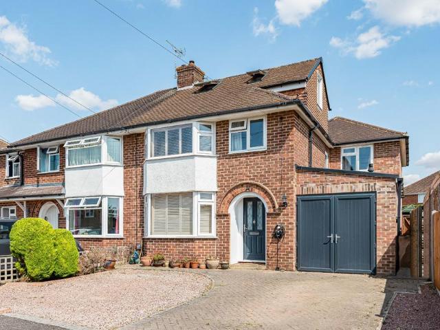 5 bedroom semi detached house for sale
