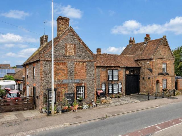 5 bedroom semi detached house for sale