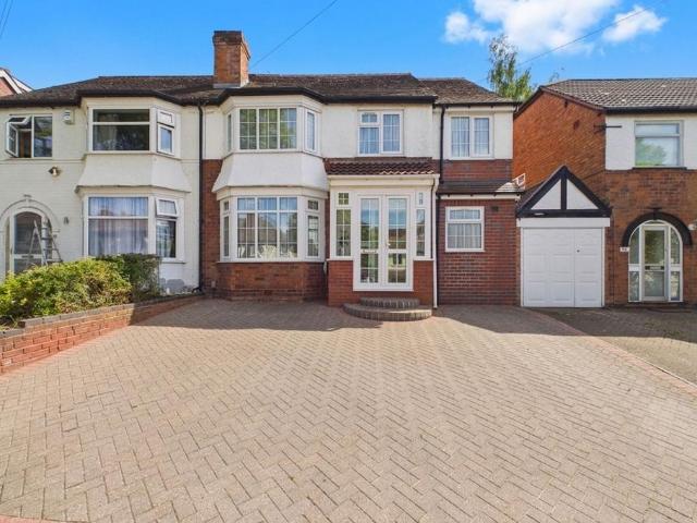 5 bedroom semi detached house for sale