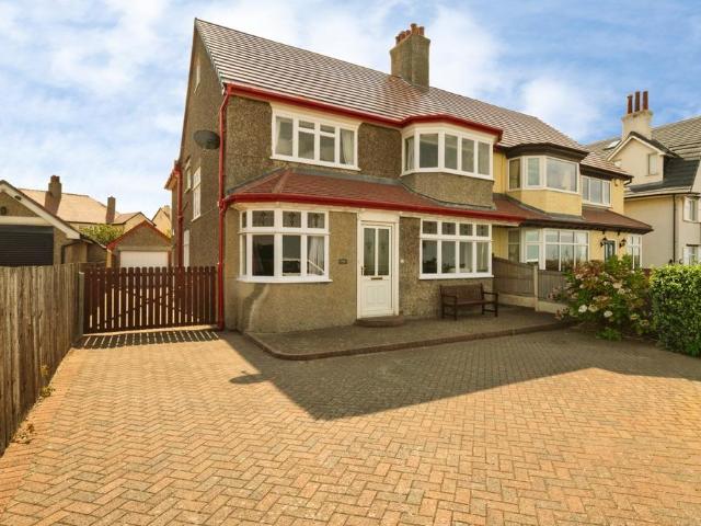 5 bedroom semi detached house for sale