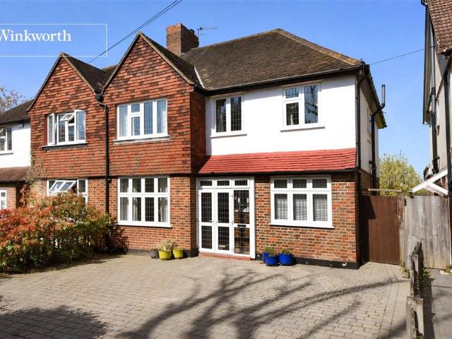 5 bedroom semi detached house for sale