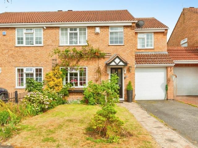5 bedroom semi detached house for sale