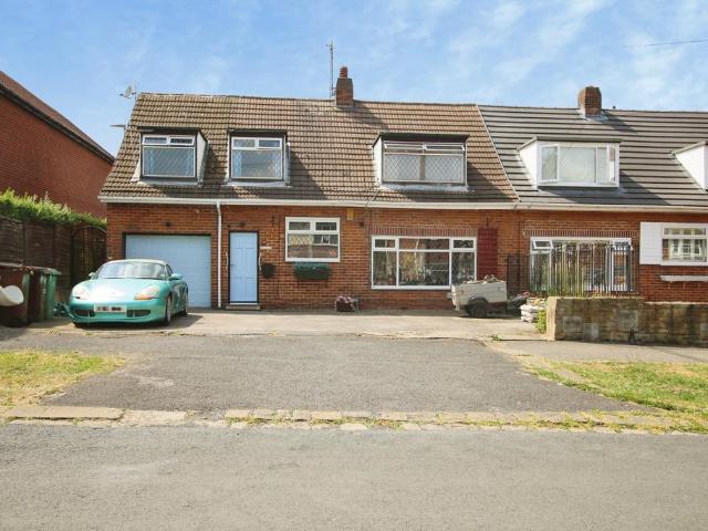 5 bedroom semi detached house for sale