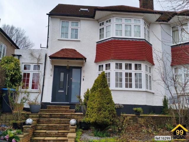 5 bedroom semi detached house for sale