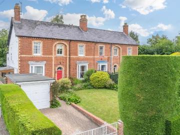 5 bedroom semi detached house for sale
