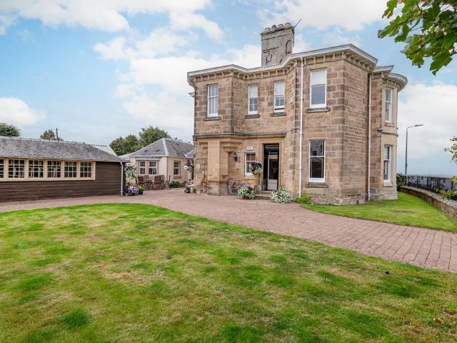 5 bedroom semi detached house for sale