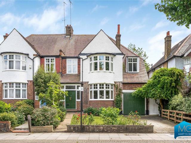 5 bedroom semi detached house for sale