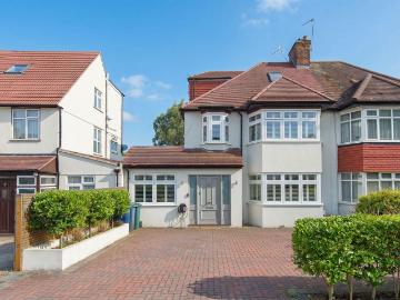 5 bedroom semi detached house for sale