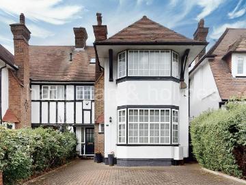 5 bedroom semi detached house for sale
