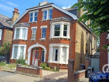 5 bedroom semi detached house for sale