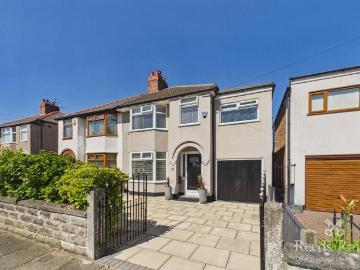 5 bedroom semi detached house for sale