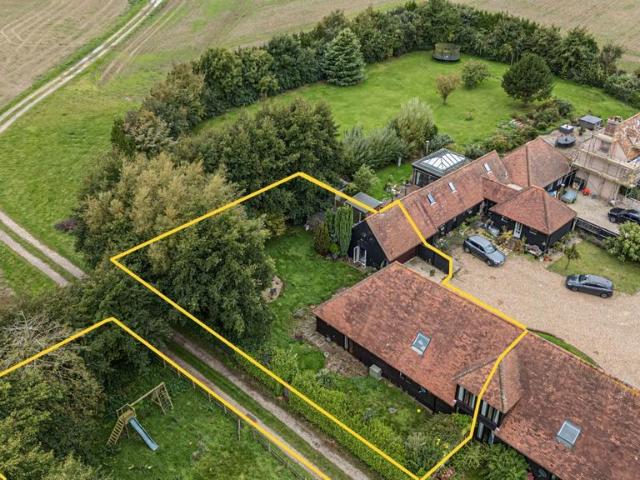 5 bedroom semi detached house for sale