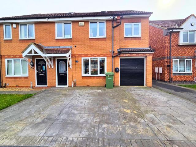 5 bedroom semi detached house for sale