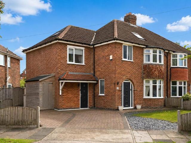 5 bedroom semi detached house for sale