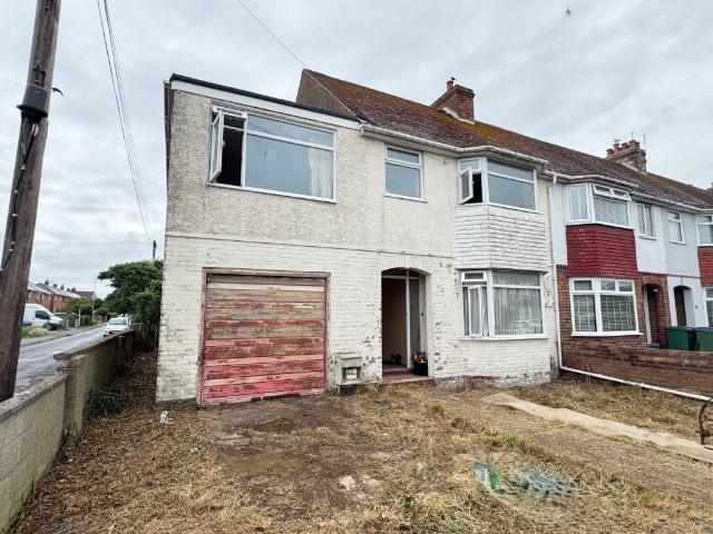 5 bedroom semi detached house for sale