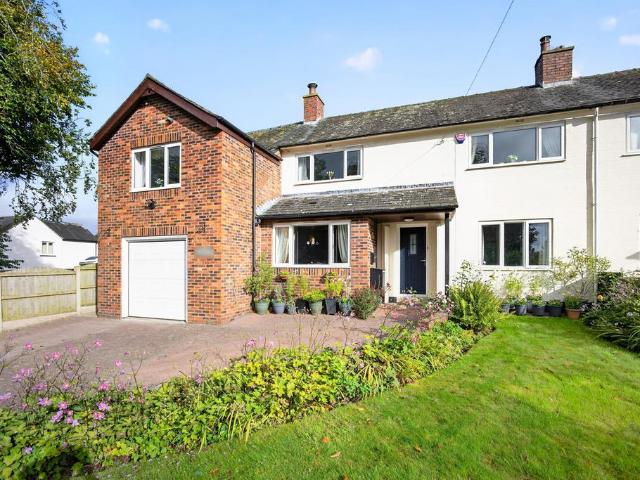 5 bedroom semi detached house for sale