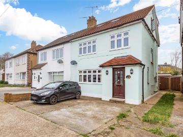 5 bedroom semi detached house for sale