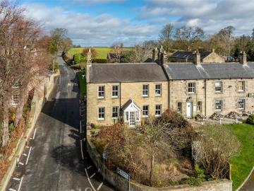 5 bedroom semi detached house for sale
