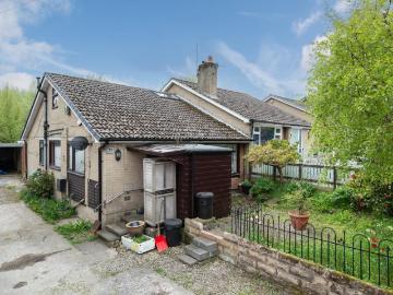 5 bedroom semi detached house for sale