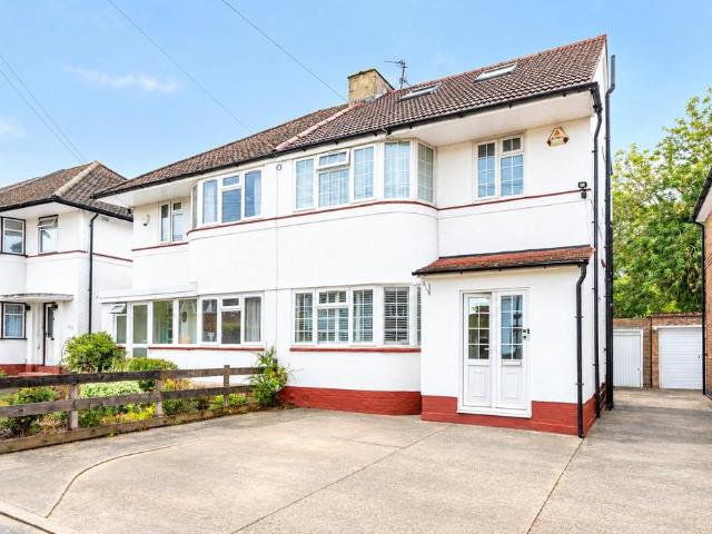 5 bedroom semi detached house for sale
