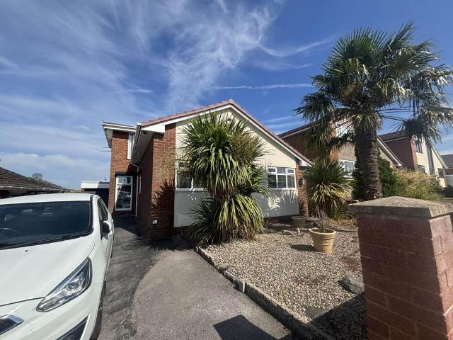 5 bedroom semi detached house for sale