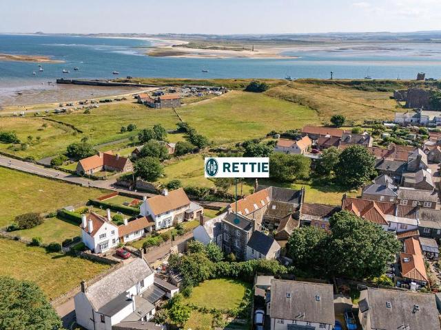 5 bedroom semi detached house for sale