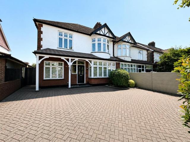 5 bedroom semi detached house for sale