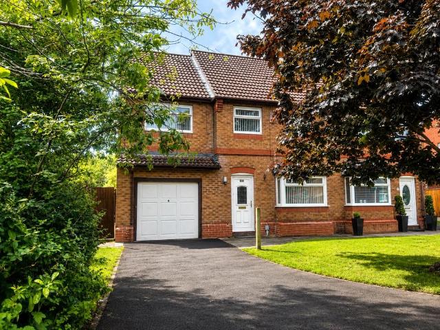 5 bedroom semi detached house for sale