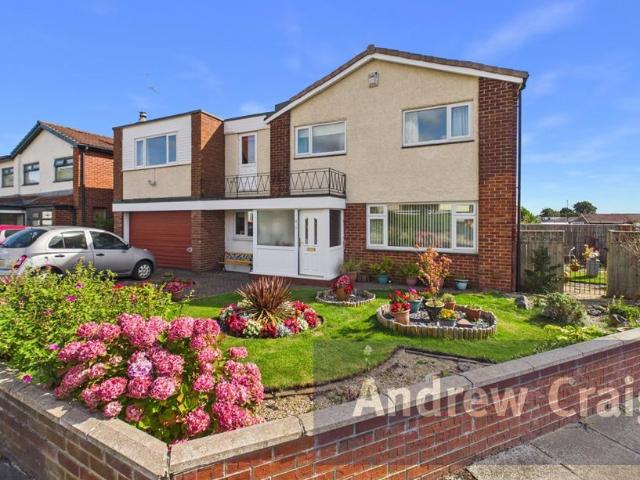 5 bedroom semi detached house for sale