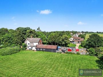 5 bedroom semi detached house for sale