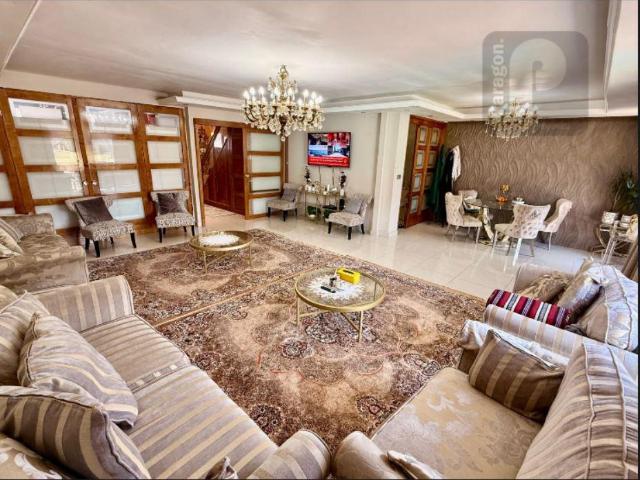 5 bedroom semi detached house for sale