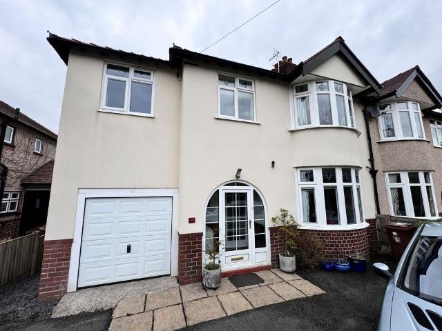 5 bedroom semi detached house for sale