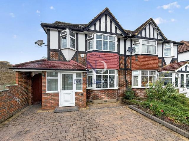5 bedroom semi detached house for sale