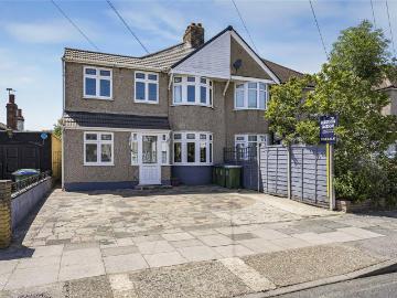 5 bedroom semi detached house for sale