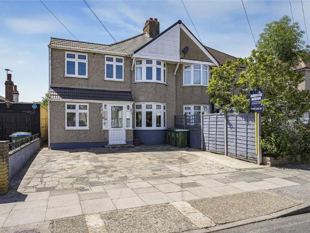 5 bedroom semi detached house for sale