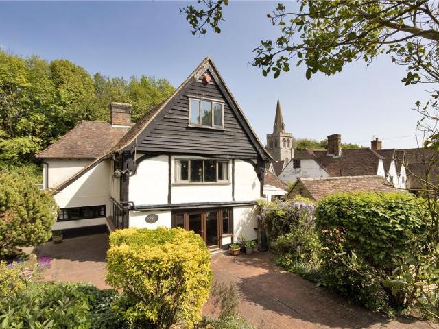 5 bedroom semi detached house for sale