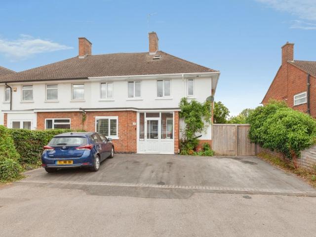 5 bedroom semi detached house for sale