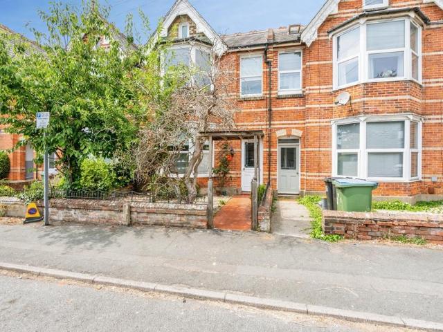 5 bedroom semi detached house for sale