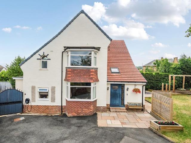 5 bedroom semi detached house for sale