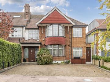 5 bedroom semi detached house for sale