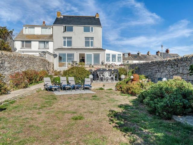 5 bedroom semi detached house for sale