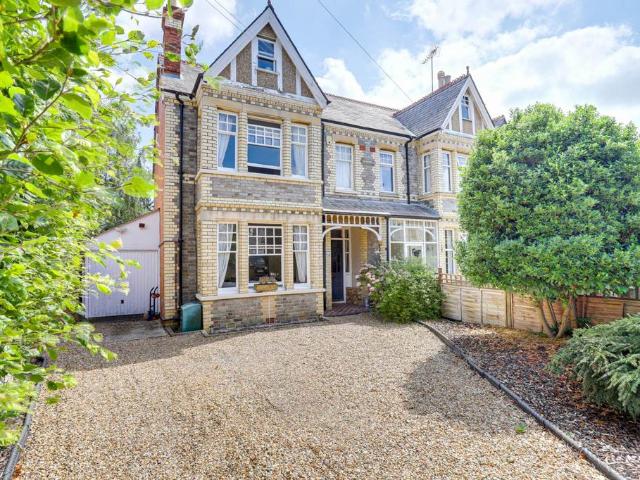 5 bedroom semi detached house for sale